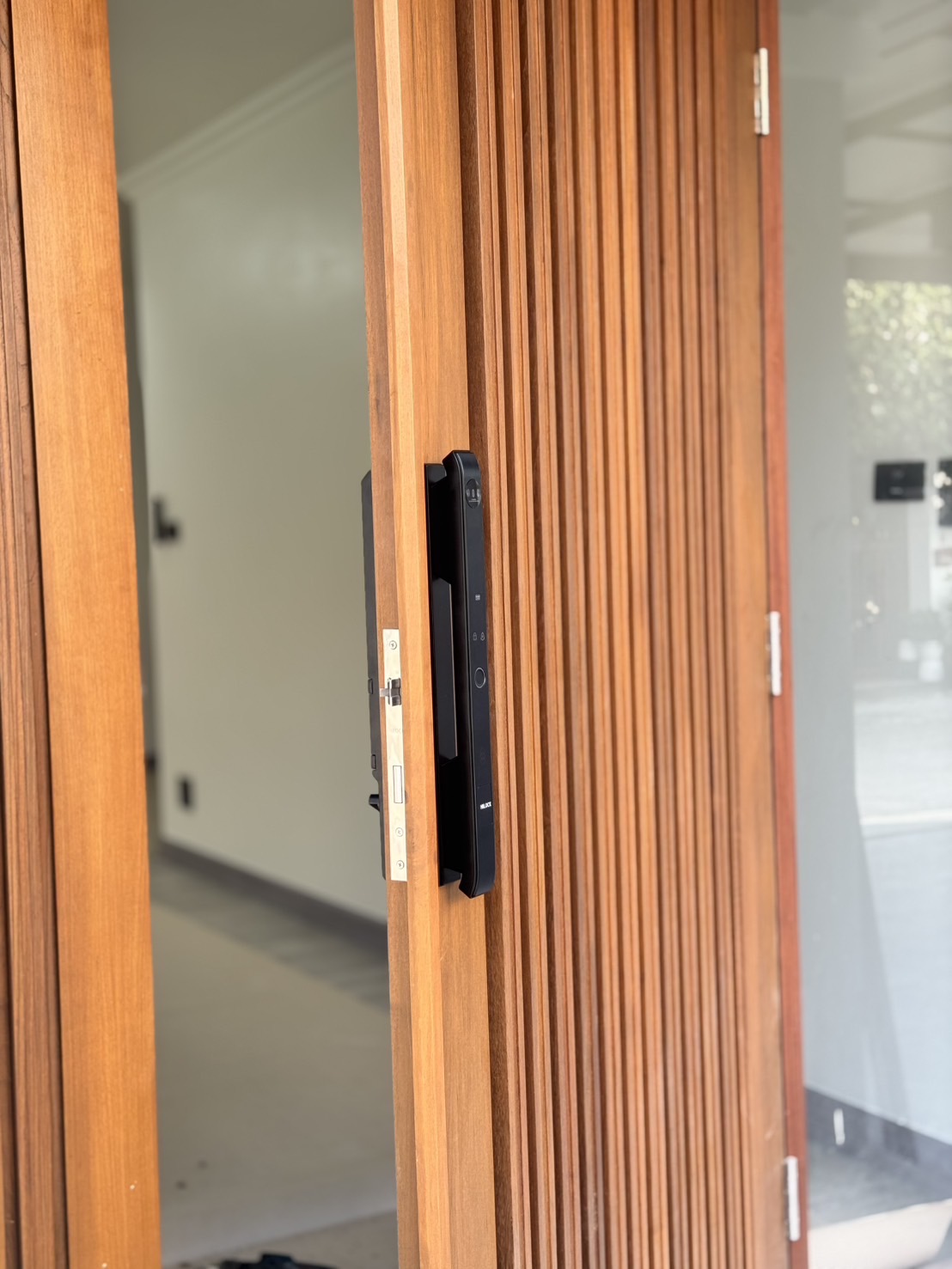 HL-472 รีวิว digital door lock ประตู ดิจิตอล